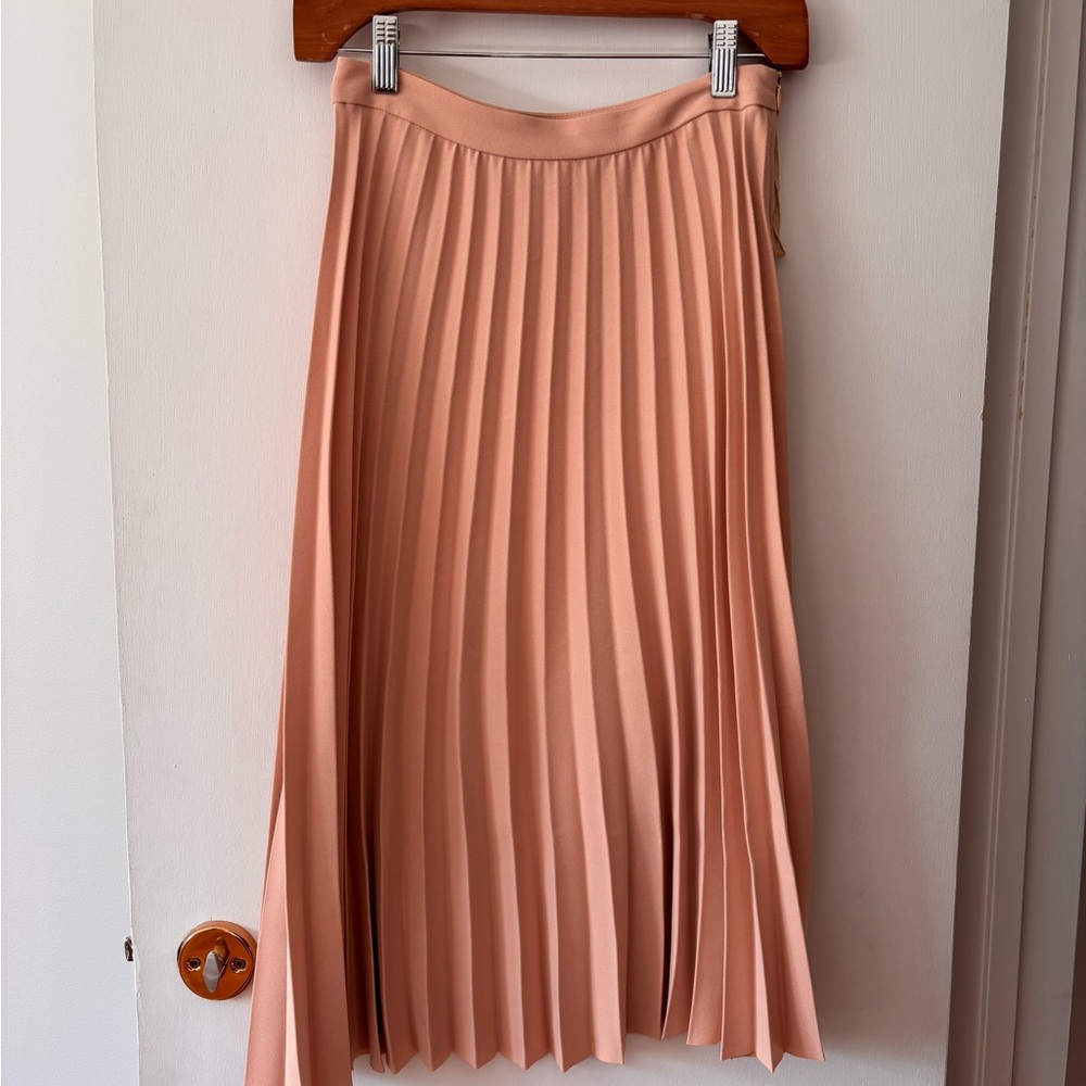 Suncoo Pleated Skirt in peach